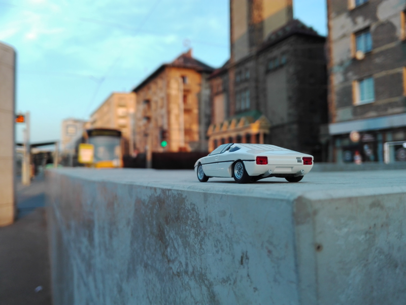 Illustration for article titled LaLD Running of the Bulls: Bravo in Budapest